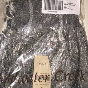 Stretchy , ruffle scarf